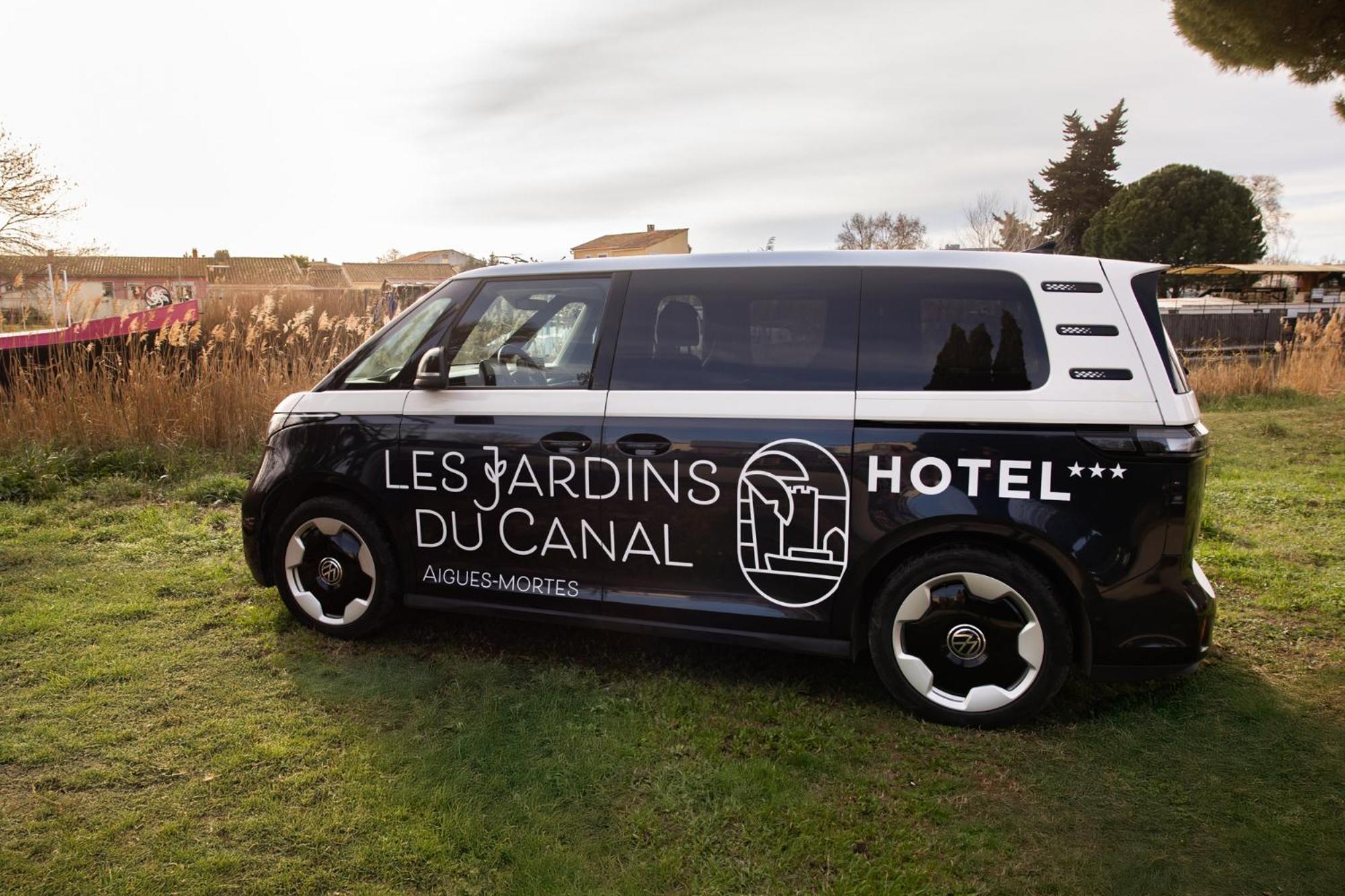Les Jardins Du Canal Piscine Chauffee Эг-Морт Экстерьер фото