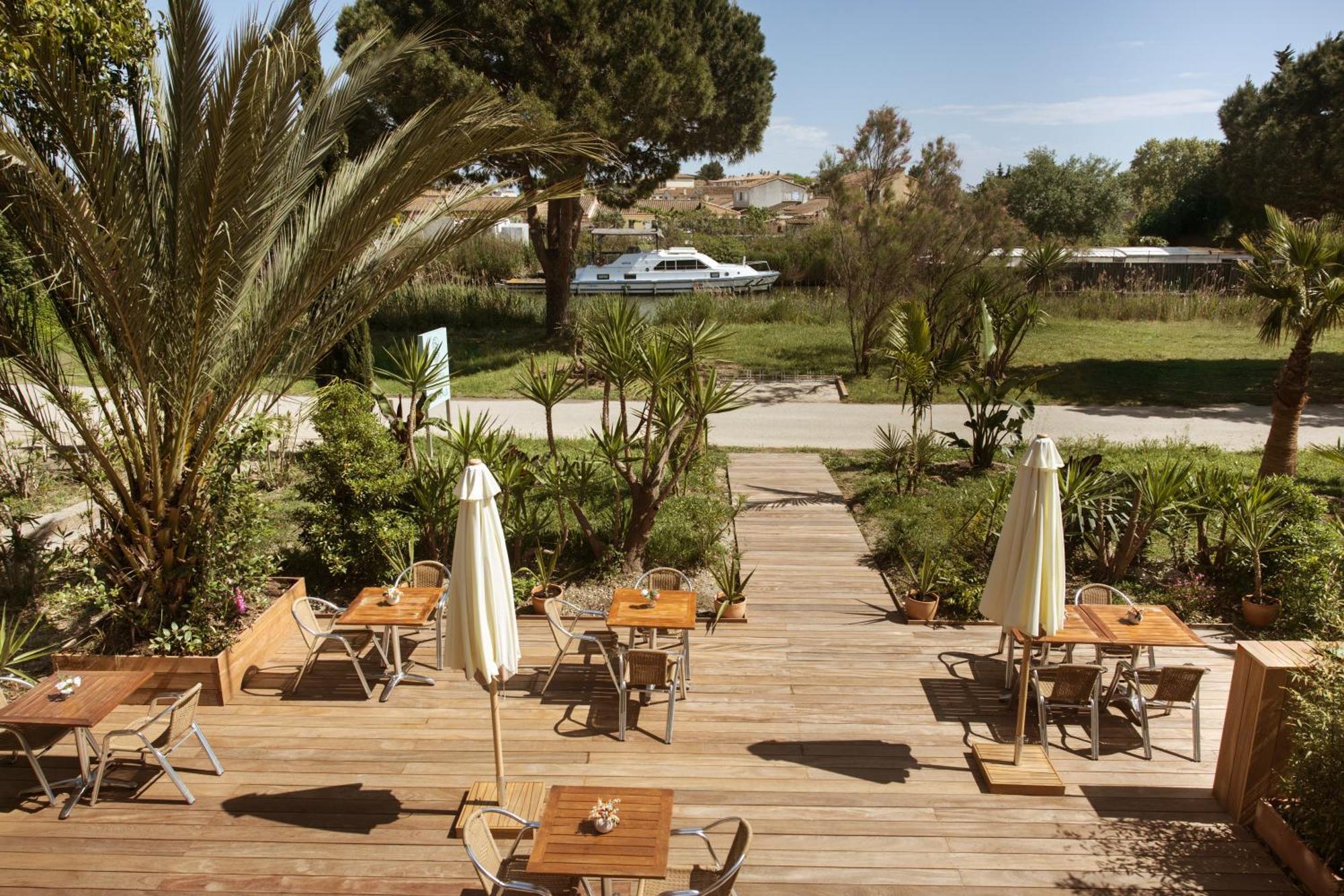 Les Jardins Du Canal Piscine Chauffee Эг-Морт Экстерьер фото